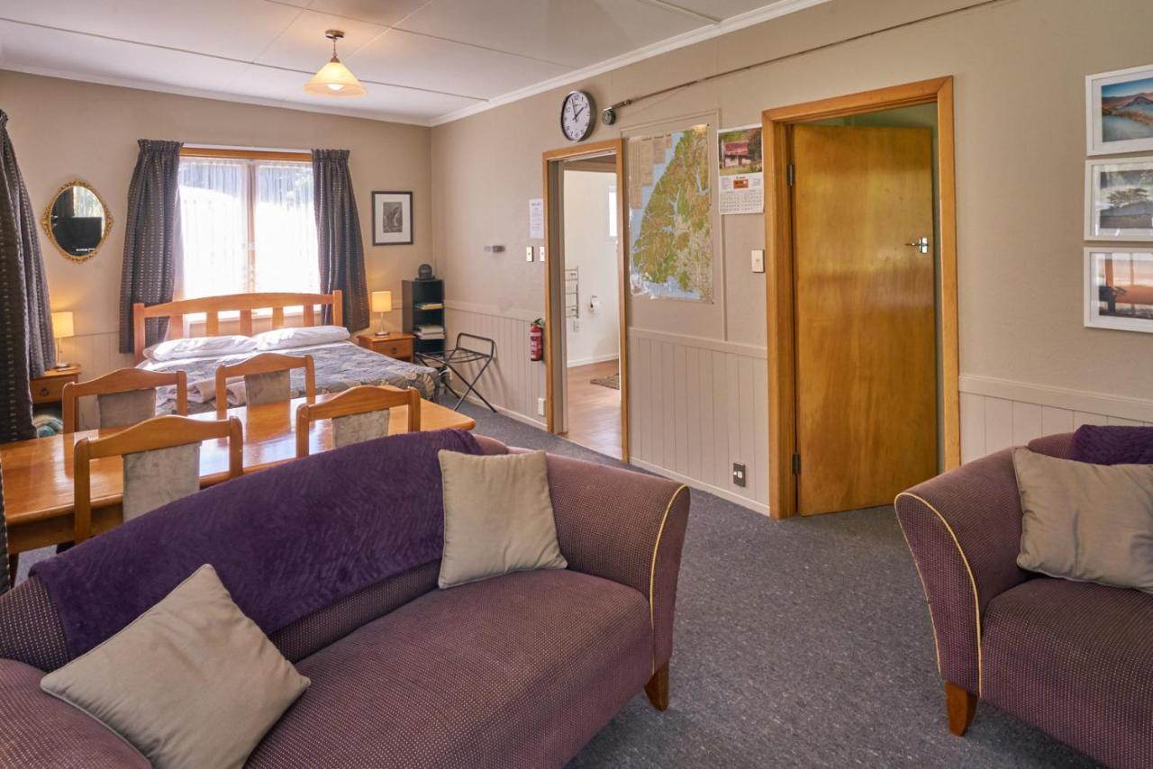 Accommodation Fiordland The Bach - One Bedroom Cottage At 226B Milford Road Te Anau Exterior foto